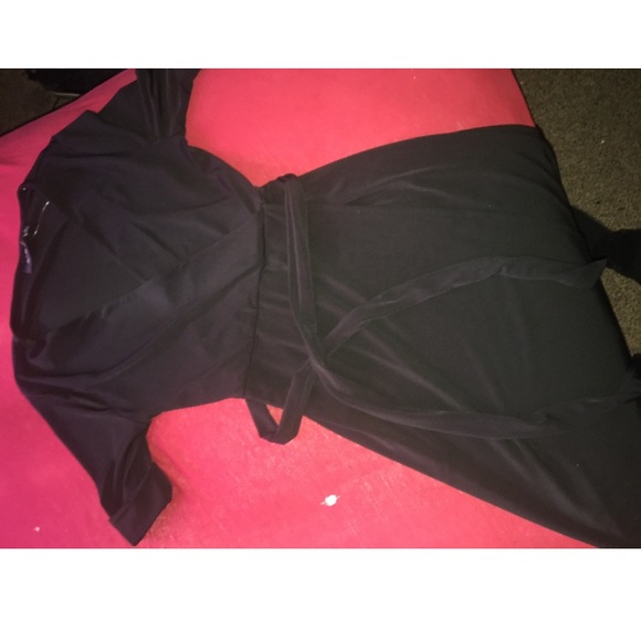 Dresses - Picture 5 of 7